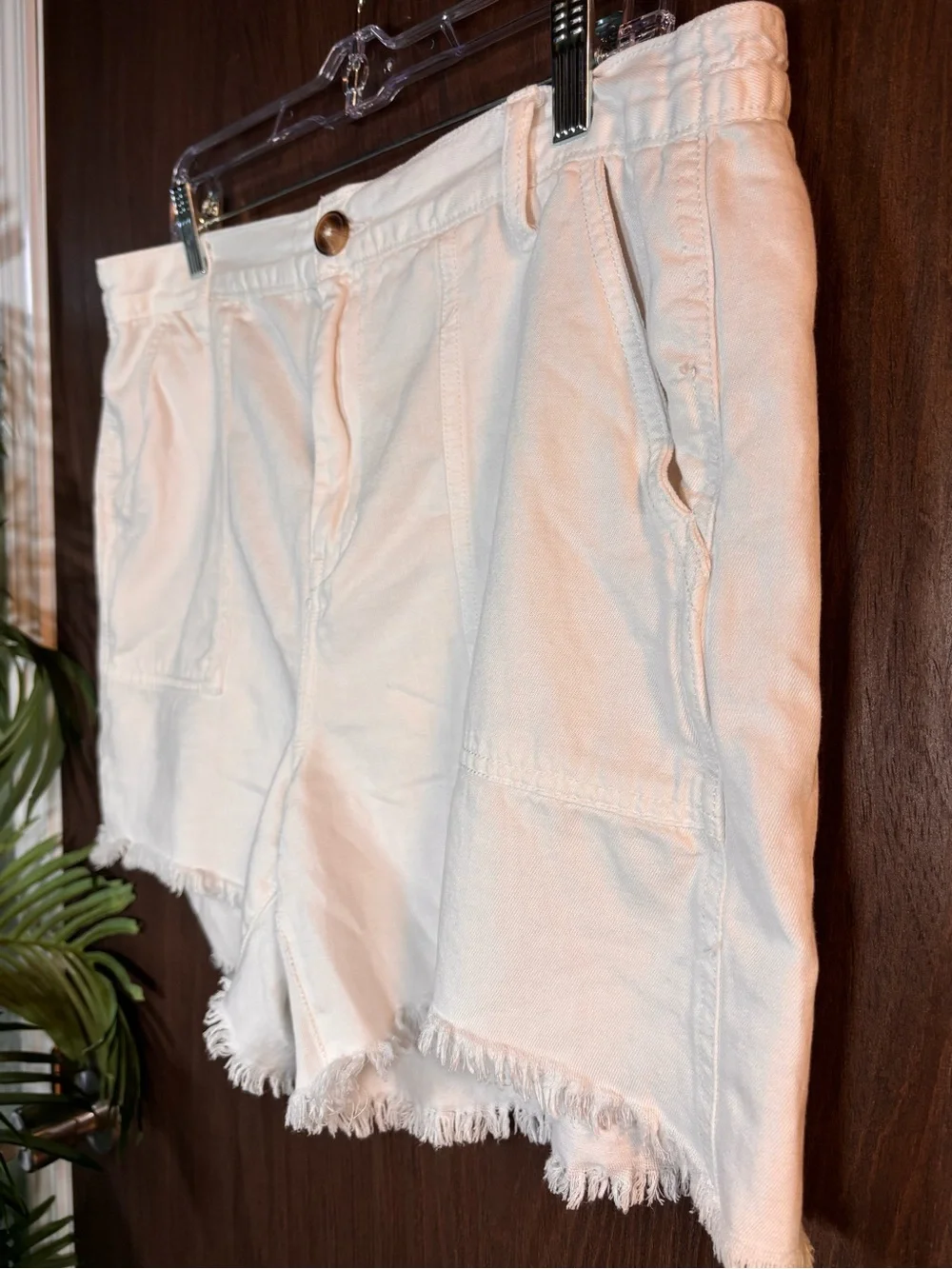 Aerie White High‎ Rise Frayed Hem Shorts Size Large